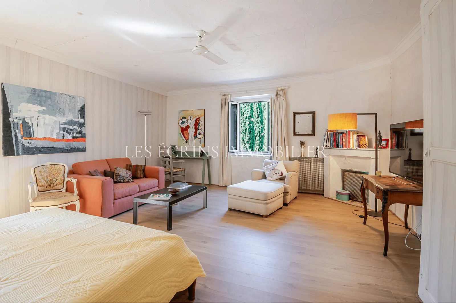 Chambre restylée par l'IA
